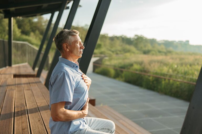 10 Mindful Breaks You Can Take in Five Minutes